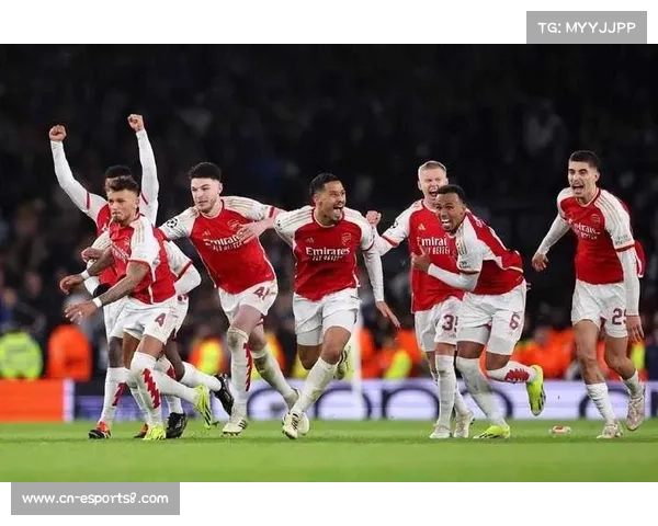 利物浦因比赛判罚争议不断表达强烈不满引发各界热议